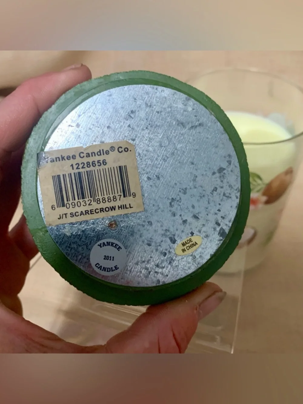 Yankee Candle lightly collection securely